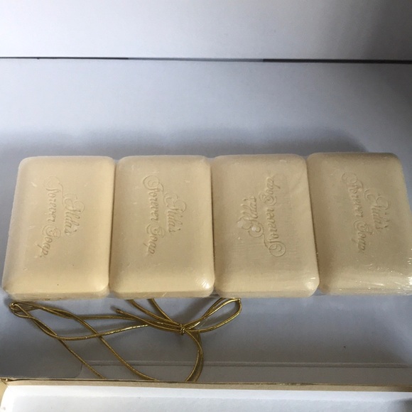Alda's Forever Soap, Set of 4 Angel Bars - Picture 7 of 9